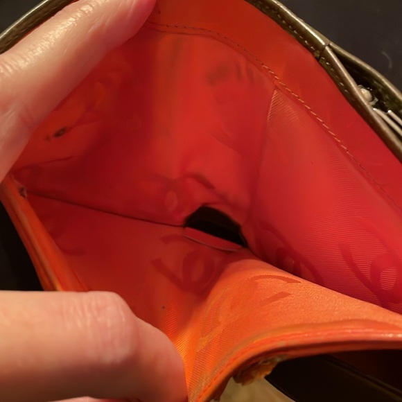 Vintage Chanel small wallet from 2004-2005. - Picture 6 of 6